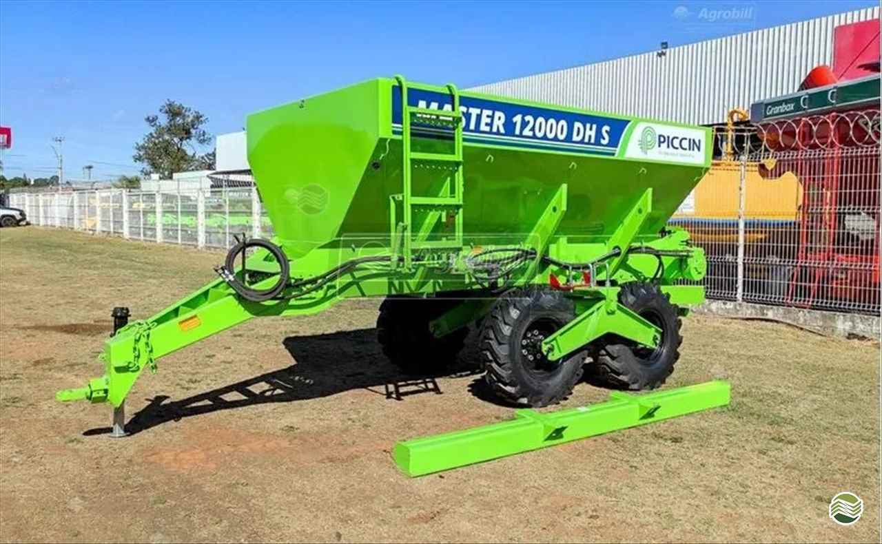 IMPLEMENTOS AGRICOLAS DISTRIBUIDOR ADUBO ORGÂNICO LÍQUIDO AGROBILL Tratores & Implementos Agrícolas SALTINHO SÃO PAULO SP